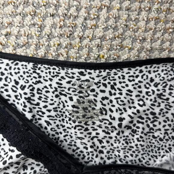 vintage y2k cheetah print lace lined v- neck tight layering long sleeve top - Picture 6 of 7